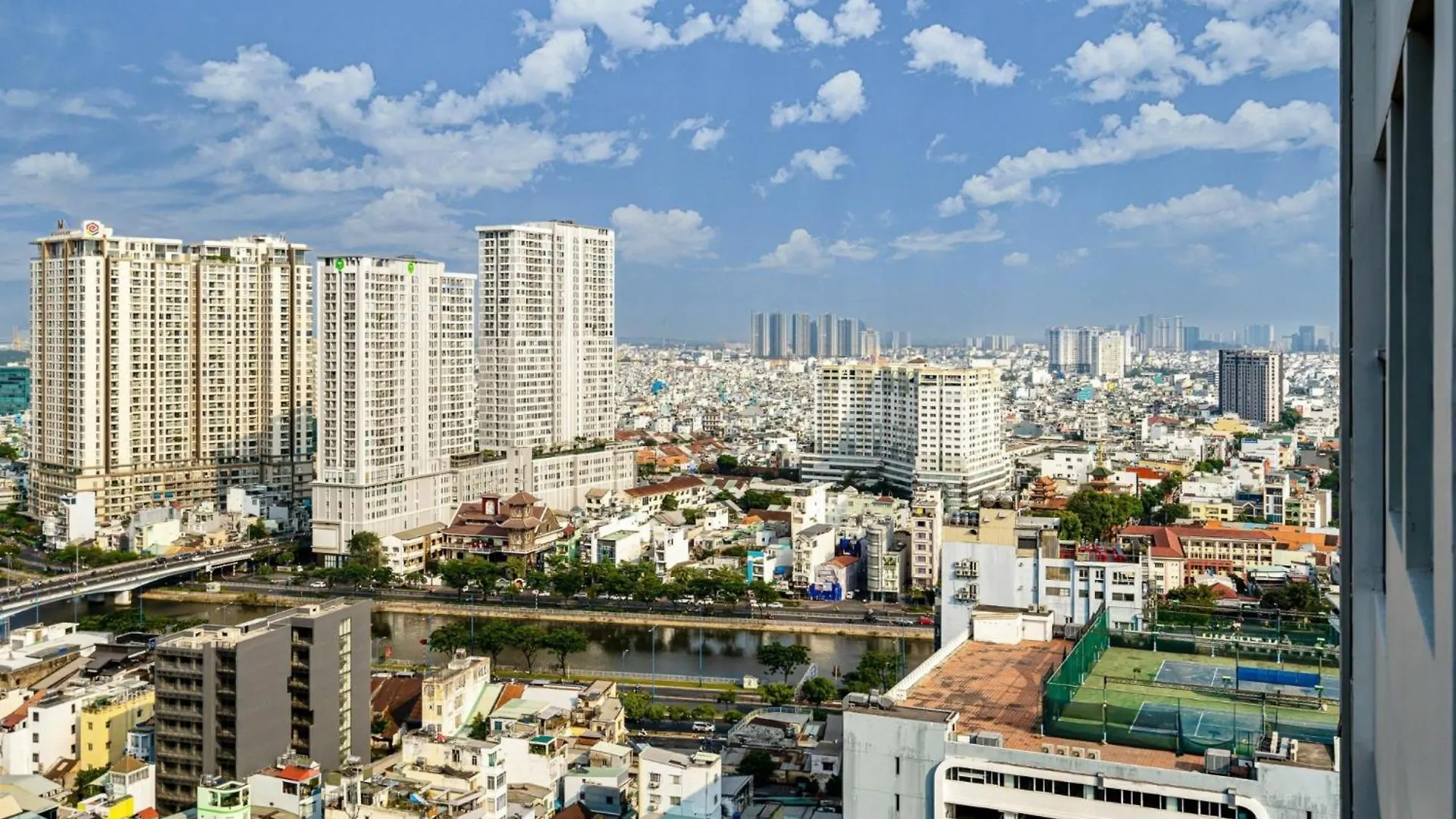 Apartment Prostay Soho Residence Central Hcmc Lyn 1 Ho Chi Minh City