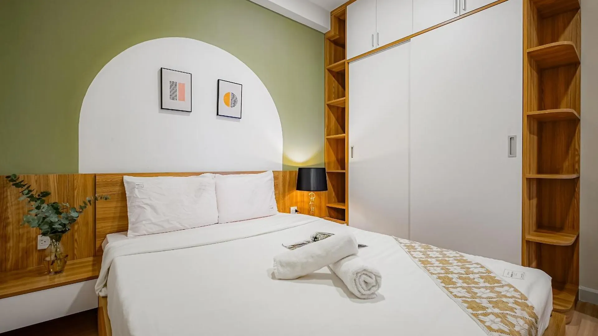 Apartment Prostay Soho Residence Central Hcmc Lyn 1 Ho Chi Minh City Vietnam