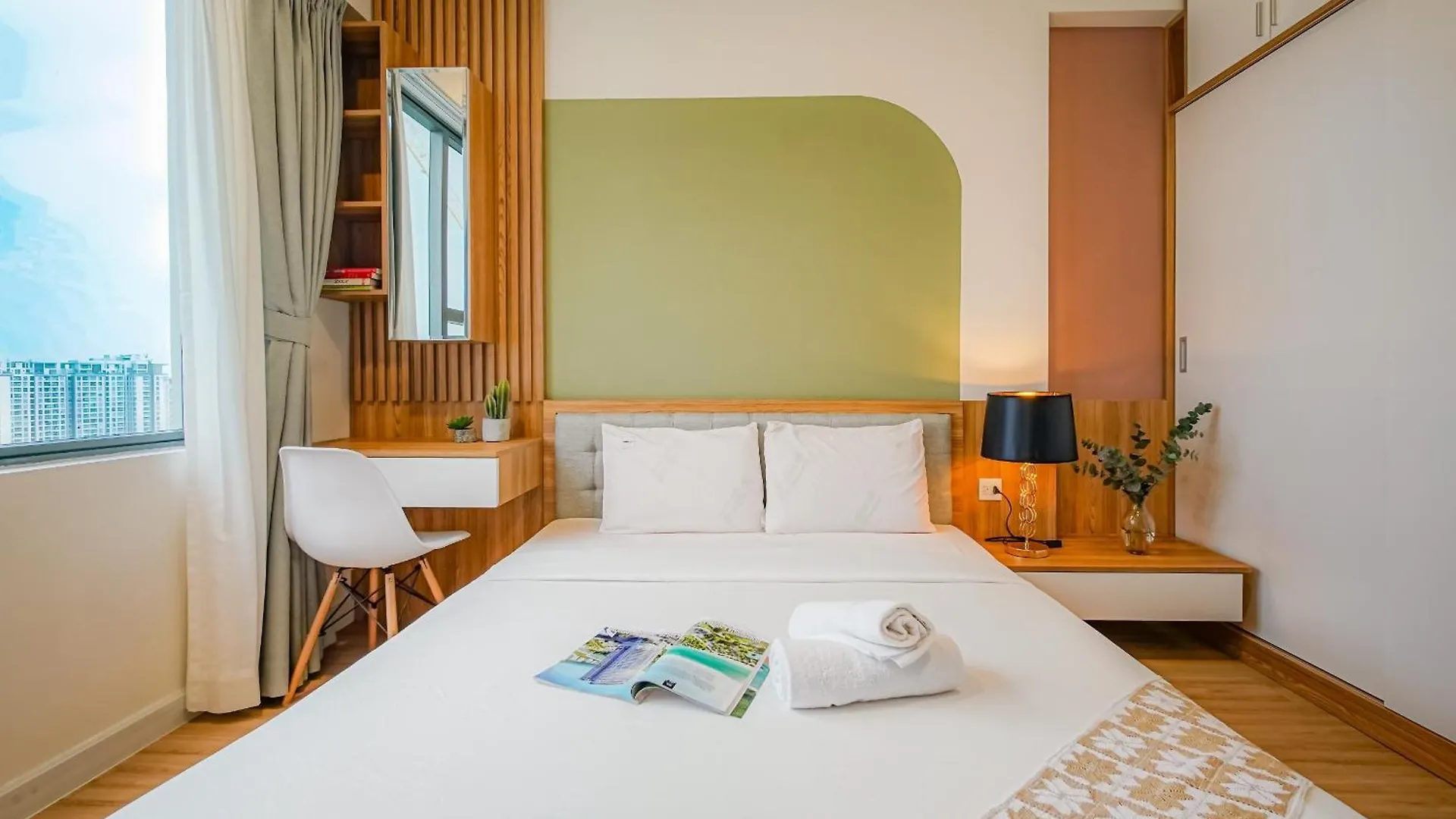Apartment Prostay Soho Residence Central Hcmc Lyn 1 Ho Chi Minh City Vietnam